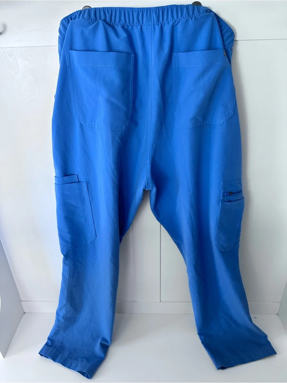 Figs Men's Cairo Cargo Scrub Pants Ceil Blue - Size L